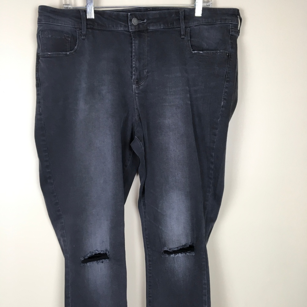 OLD NAVY ROCKSTAR MID RISE BLACK JEANS DISTRESSED - Picture 2 of 7